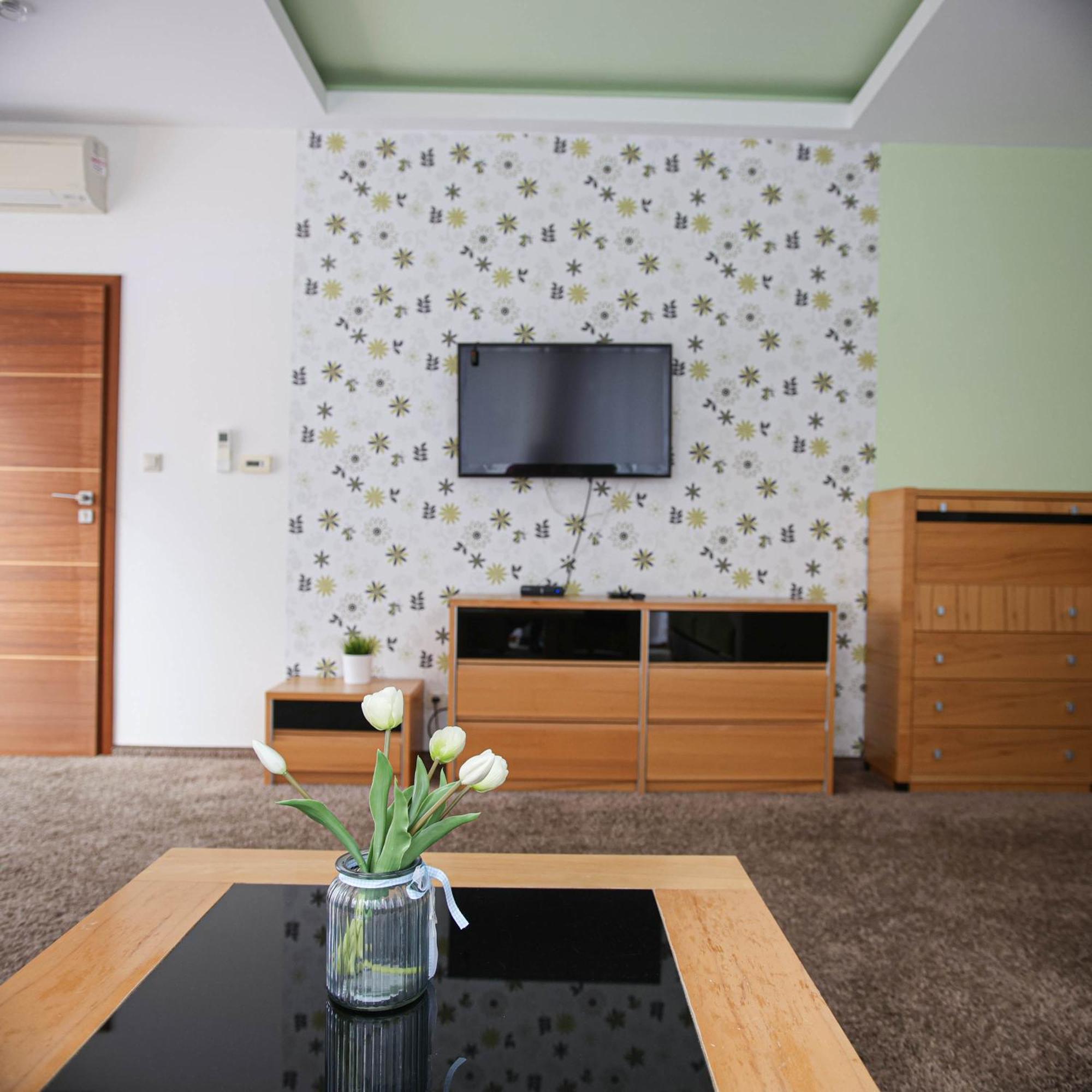 Apartamenty Przy Plazy - Willa For You ポビエロボ エクステリア 写真